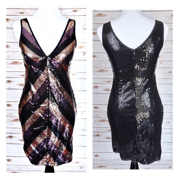 Dresses & Skirts - Sexy V-neck Plunge 💜🖤💛 Sequin Dress